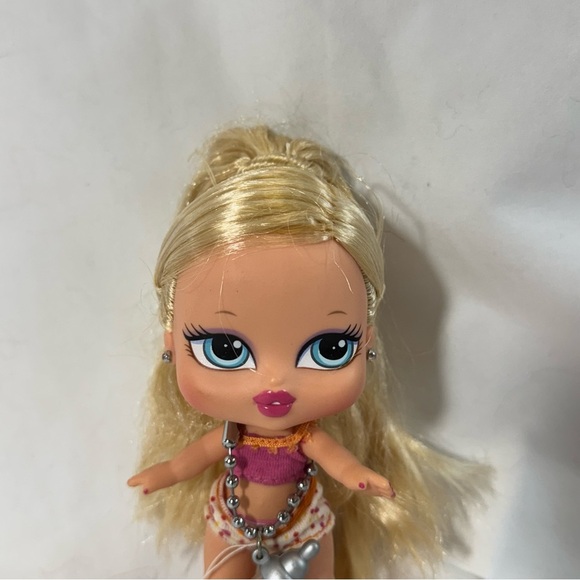 Vintage 2004 Bratz Babyz Hair Flair Cloe Doll - Picture 2 of 4